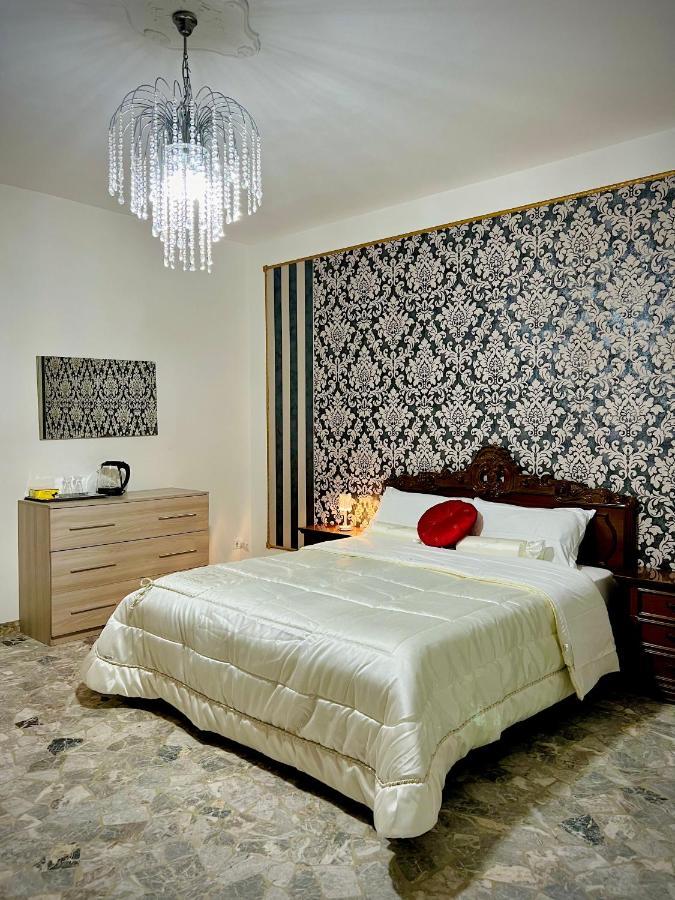 Venice Vip Guest House Mestre Exteriör bild