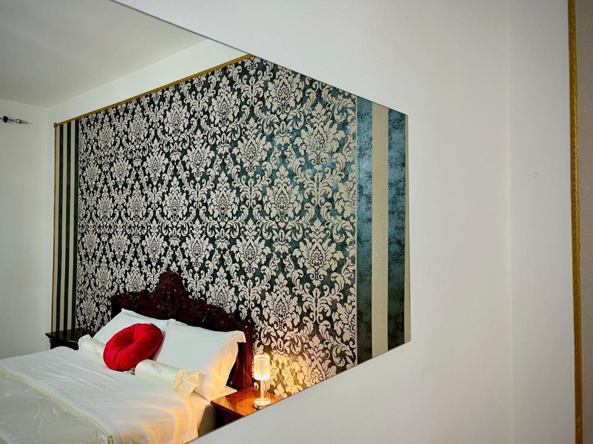 Venice Vip Guest House Mestre Exteriör bild